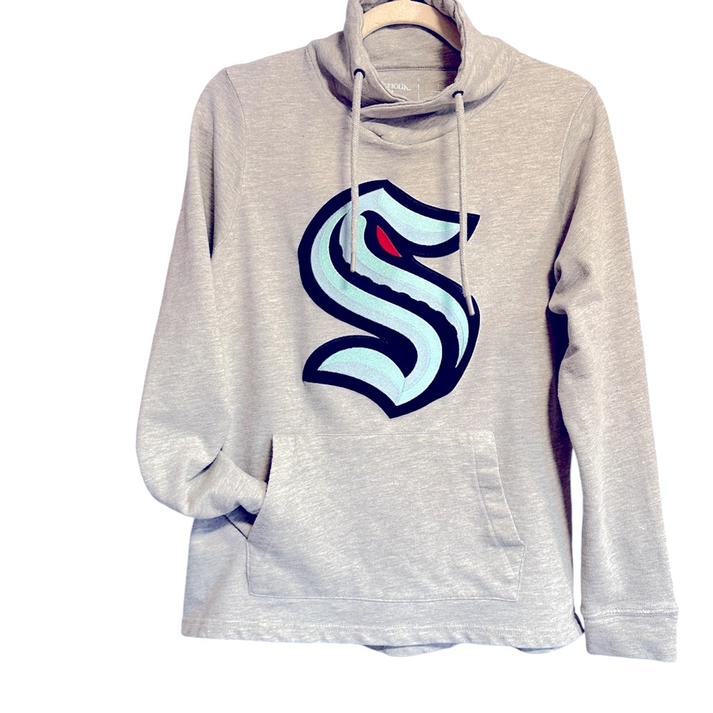 Women’s Light Gray Pullover Hoodie with Graphic “S”